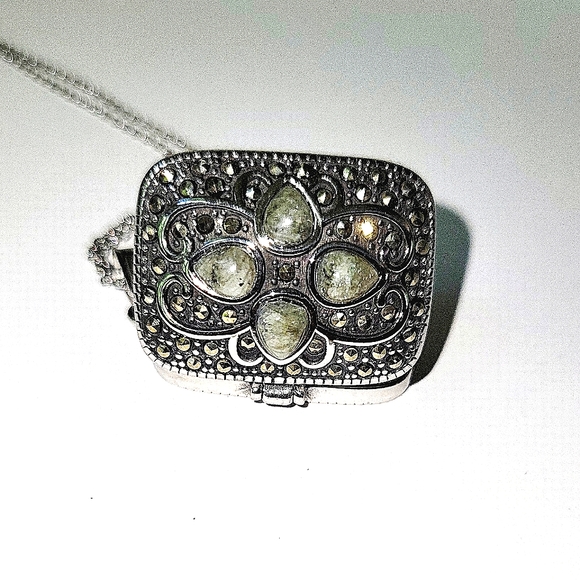 NEW! Malagasy Labradorite & Swiss Marcasite Pendant in Black Oxidized Stainless - Picture 9 of 15